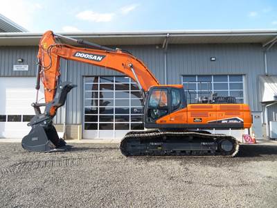 DEVELON DX350 LC-7 Excavator
