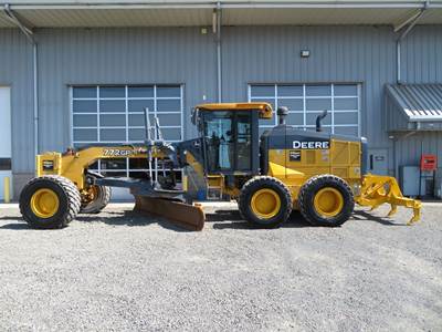 John Deere 772GP Motor Grader