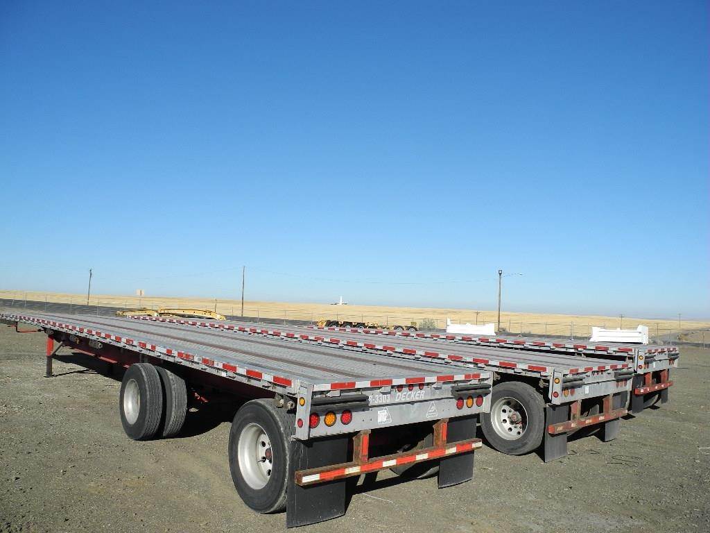 2013 Wilson 48x102 Tandem Axle Flatbed Trailer Spread, Air Susp For