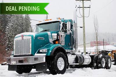 2017 Kenworth T800 Extended Day Cab Tandem