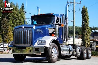 2021 Kenworth T800 Extended Tandem Day Cab with Steerable Lift Axle X15 565 HP