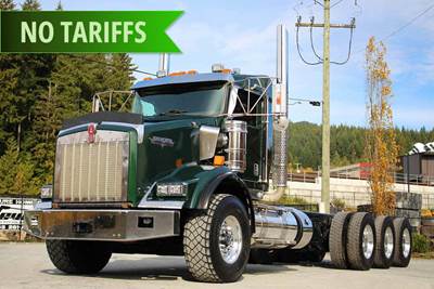 2019 Kenworth T800 Extended Day Cab Tri Drive X15 565HP 18 Spd