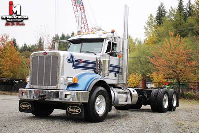 2022 Peterbilt 367HH Tandem Day Cab
