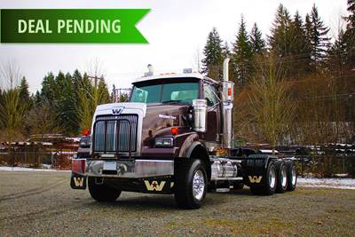 2019 Western Star 4900SA Day Cab Tri Drive 560 HP