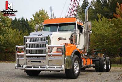 2019 Western Star 4900SA Day Cab Tandem 560 HP