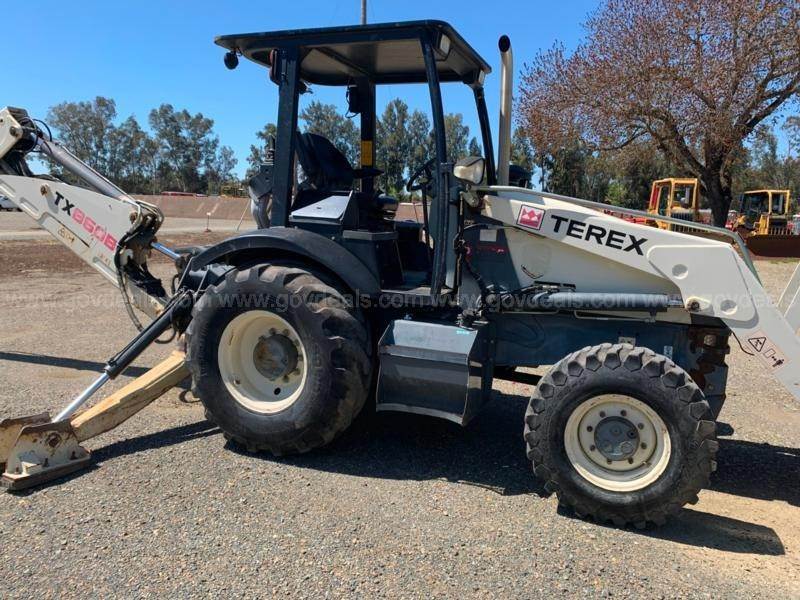 Terex TX860B Backhoe For Sale, 2,400 Hours Carson City, NV 860B1