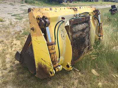 4 In 1 Bucket, 3 Yard