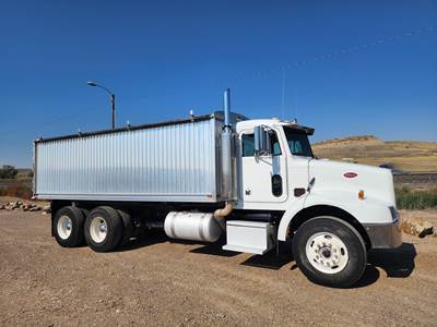 Peterbilt 330 Farm / Grain Truck - Caterpillar, 9 Speed Manual