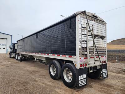 WILSON DWH-550 Hopper / Grain Trailer