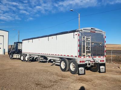 WILSON DWH-551 Hopper / Grain Trailer