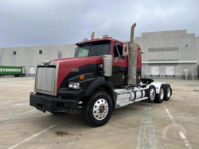 Western Star 4900 Tri Axle Sleeper Semi Truck - Flat Top Sleeper, Detroit 500HP, 18 Speed Manual
