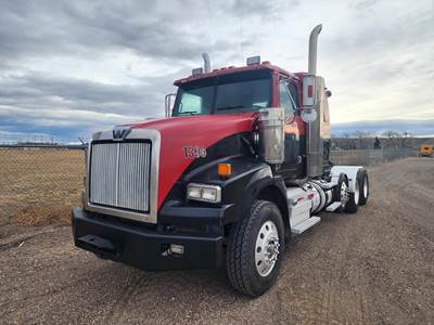 Western Star 4900 Tri Axle Sleeper Semi Truck - Flat Top Sleeper, Detroit 500HP, 18 Speed Manual