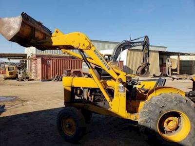 John Deere 400 Backhoe