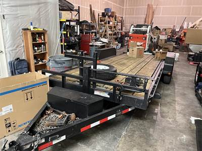 PJ Trailers 20ft Tandem Axle Car Hauler Trailer