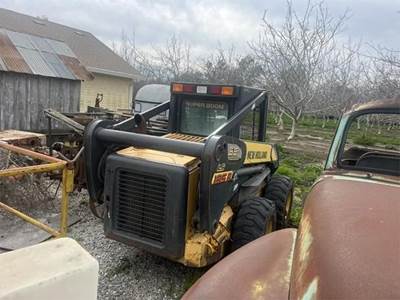 New Holland LS185B Skid Steer