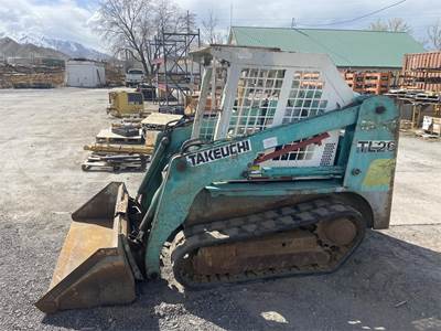Takeuchi TL26 Track Skid Steer