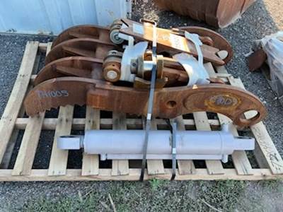 32" Progressive Link Excavator Thumb Includes LinkAGE And Cylinder 58" Long From