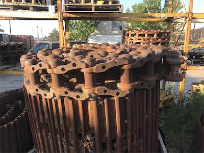 TRACK GROUP KOMATSU PC200, CHAIN ONLY NO PADS, 50 LINK