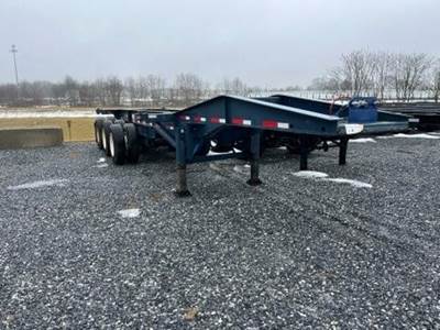 Cheetah 33 BRIDGEMASTER Container Chassis
