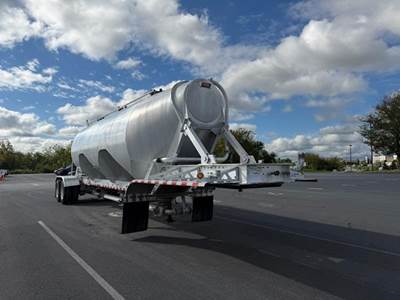 Heil TANK Dry Bulk / Pneumatic Tank Trailer