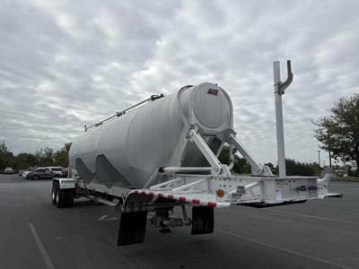 Heil TANK Dry Bulk / Pneumatic Tank Trailer