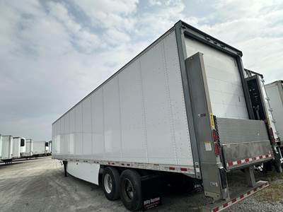 Great Dane 48 ft Dry Van Trailer - Roll up Door, Air Ride, Liftgate, Sliding Axle
