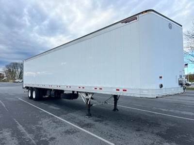 Great Dane 45 ft Dry Van Trailer - Roll up Door, Air Ride, Liftgate, Sliding Axle