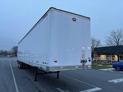 Great Dane 48 ft Dry Van Trailer - Roll up Door, Air Ride, Liftgate, Sliding Axle