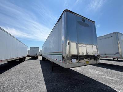 Great Dane 48 ft Dry Van Trailer - Swing Door, Air Ride, Sliding Axle