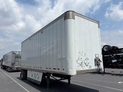 Wabash 28 ft Dry Van Trailer - Roll up Door, Spring, Single Axle, Fixed Axle