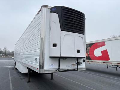 Great Dane 53 ft Reefer Trailer - Sliding Axle, Swing Door, Carrier