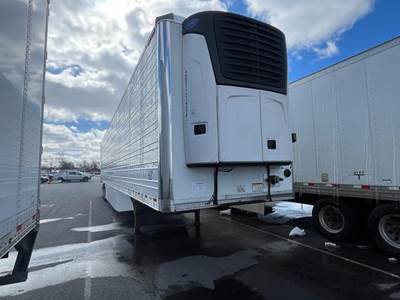 Great Dane 53 ft Reefer Trailer - Sliding Axle, Swing Door, Carrier