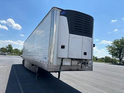 Hyundai 53 ft Reefer Trailer - Sliding Axle, Swing Door, Carrier
