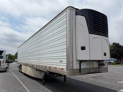 Hyundai 53 ft Reefer Trailer - Sliding Axle, Swing Door, Carrier