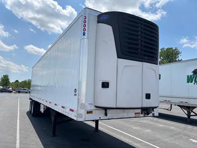 UTILITY 36 ft Reefer Trailer - Sliding Axle, Roll up Door, Liftgate, Carrier