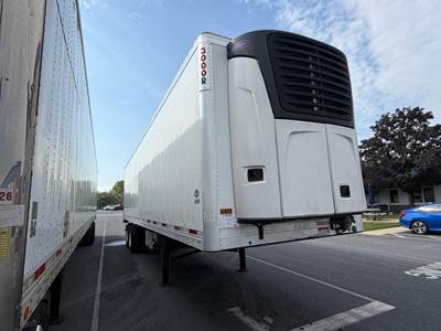 UTILITY 36 ft Reefer Trailer - Sliding Axle, Roll up Door, Liftgate, Carrier