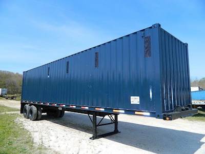 Custom Built Extra HD Closed Top Chip Trailer
