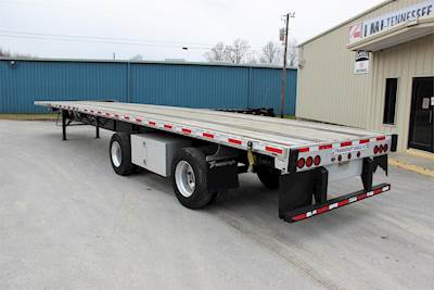 Transcraft USED FLATBED Flatbed Trailer