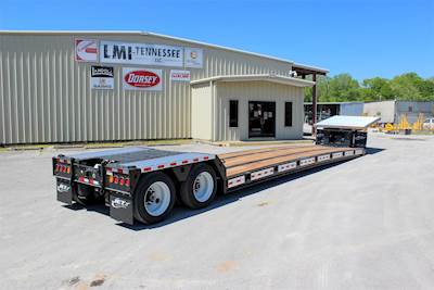 JET AG DETACH Lowboy Trailer