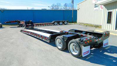 Pitts LB35-22DC Lowboy Trailer