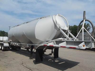 Polar PNEUMATIC TANK Dry Bulk / Pneumatic Tank Trailer