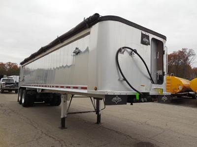 Trailstar 34 ft End Dump Trailer - Tandem Axle, Aluminum, Air Ride