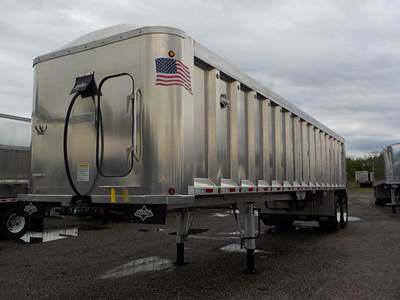 Trailstar 39 ft End Dump Trailer - Tandem Axle, Aluminum, Air Ride
