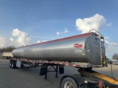 Mac LTT DOT-406 4-COMPARTMENT Fuel Tanker Trailer