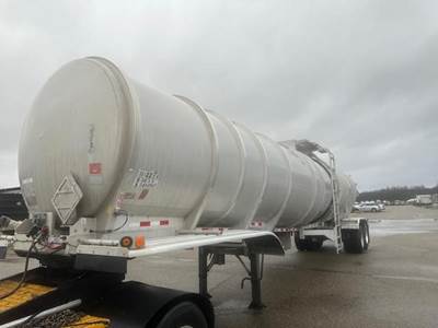 Polar Tandem Axle Aluminum Fuel Tanker Trailer - Air Ride, Fixed Axle