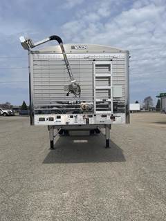 2027 Wilson Hopper | Pacesetter | Tri-Axle Hopper / Grain Trailer For ...