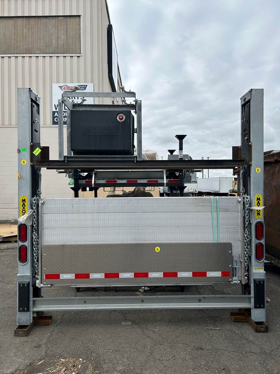 MAXON BMR35 Liftgate For Sale Dearborn, MI 1881