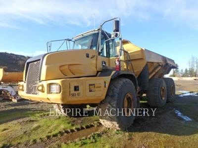 John Deere 400D Articulated Dump Truck