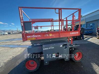 Skyjack SJ6832RT Boom Lift