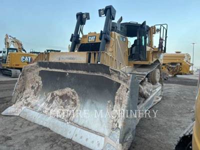 Caterpillar D8T Dozer
